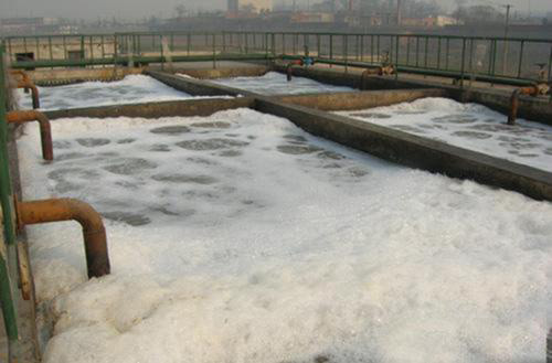 我來(lái)告訴你什么是工廠廢水消泡劑