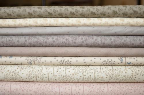 華麗的布料從印染開始就會(huì)使用布料印染消泡劑